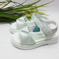 Босоножки для девочек (498-1)